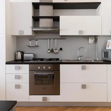 Italianway Easy - Mancinelli 11a Apartament