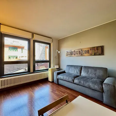 Modern Navigli Milano