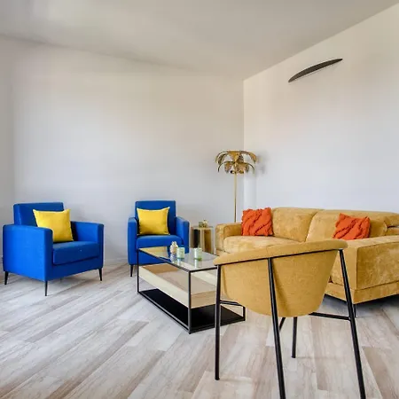 Palmanova Sixty-seven With Terrace