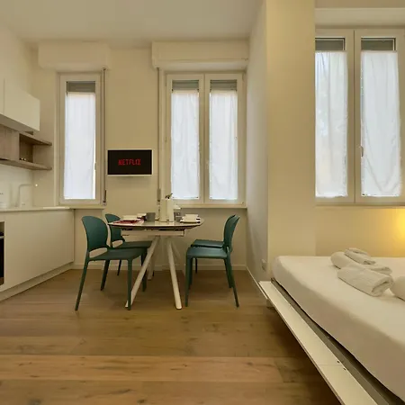 Navigli Modern Apartment