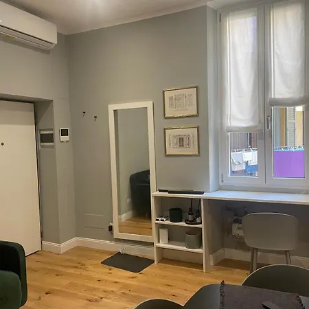 Luxury Center Metro Rossa Porta Venezia * Milánó