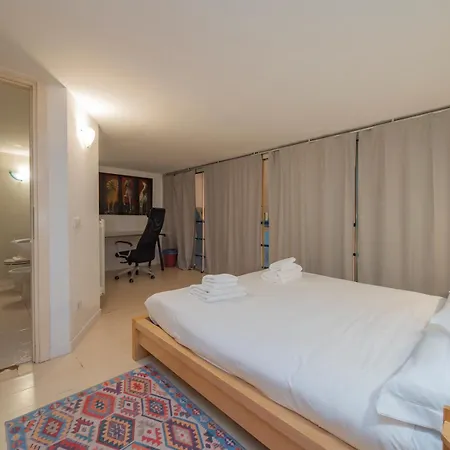 Apartment I-host - Ausonio 16