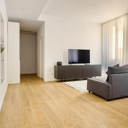 Hostmate - - Donatello 9 - Loreto Mailand