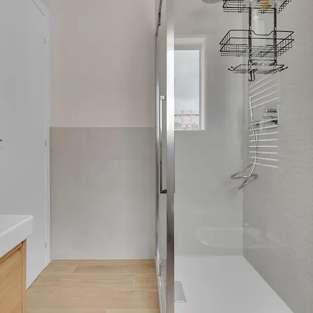 Daire Airy With Balcony & Garage By Ndp Rent Milano