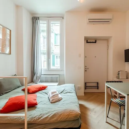 Next Stop - Dream House Studi