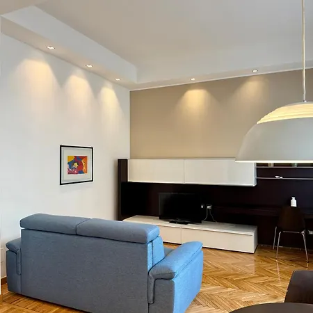 Lr Deluxe - Savoia 3 - Repubblica Апартаменты *