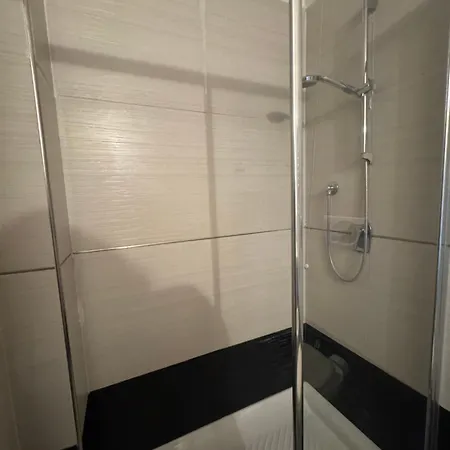 Farini House Апартаменты *