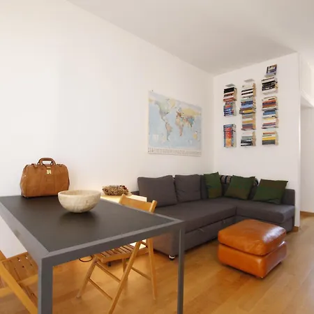 Caccialepori, Luminoso E Comodissimo Con Ac E Lift Μιλάνο