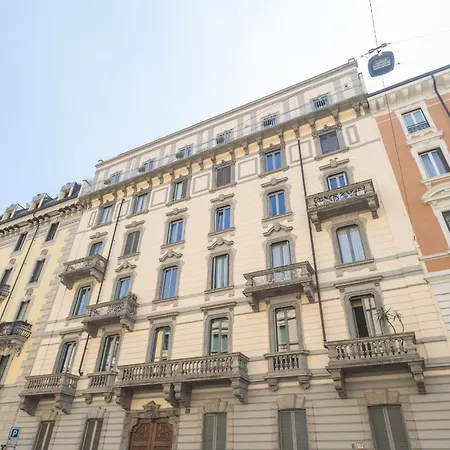 Apartman Sunny With Terrace In Center By Rentopolis