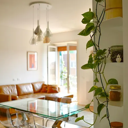 Amazing View On Navigli * מילאנו