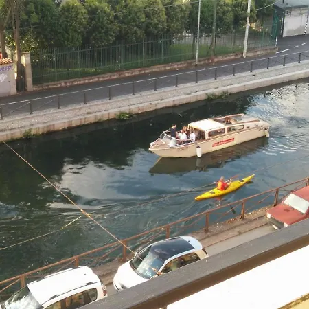 Cozy In Front Of Naviglio Grande * Milaan