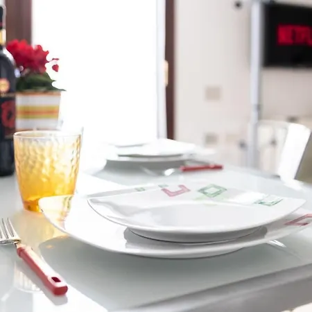 Con Bagno Privato Con Wifi A 200m Dalla Metro Апартаменты Милан