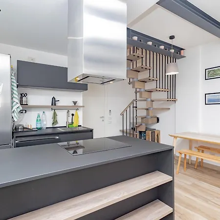 Homi Premium Loft - Near Isola District Lejlighed