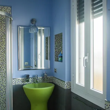 Lejlighed Experience From A Penthouse 5 Minutes From The Duomo *