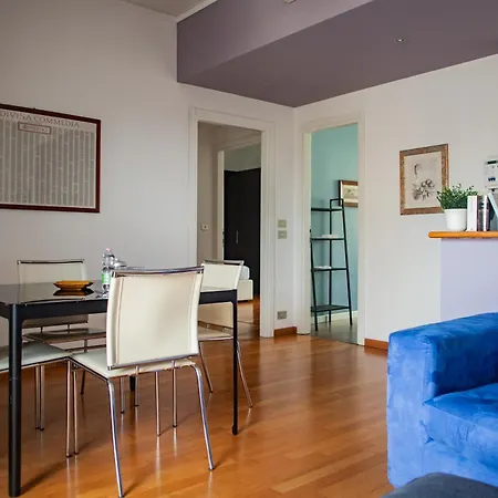 Apartman Experience From A Penthouse 5 Minutes From The Duomo