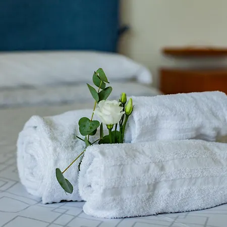 Experience From A Penthouse 5 Minutes From The Duomo Apartman Milánó