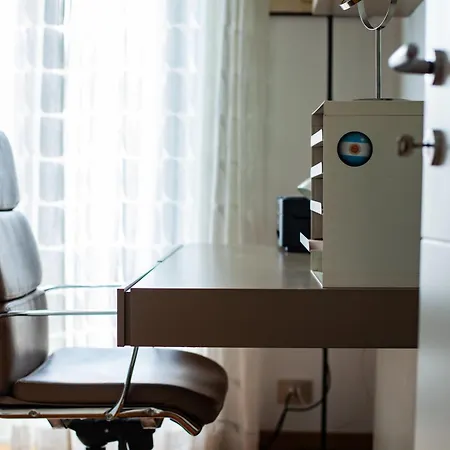 Experience From A Penthouse 5 Minutes From The Duomo Apartman *