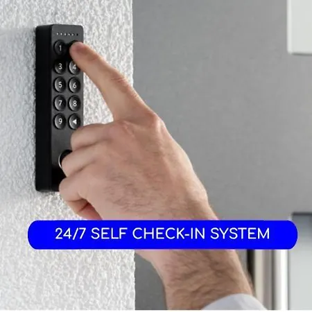 Design Navigli - Fast To Duomo & Airport 밀라노