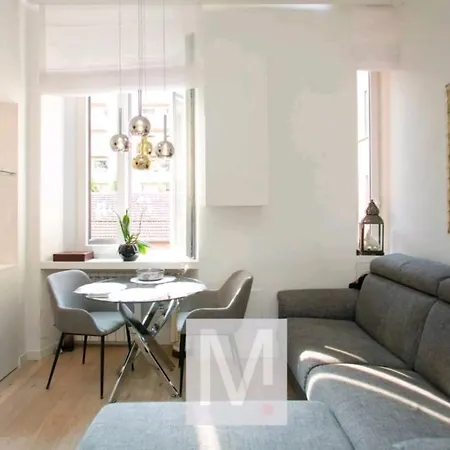 Apartament Mico-5min Sansiro-8min Duomo Mediolan