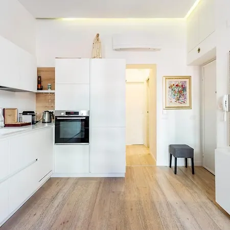 Apartment Mico-5min Sansiro-8min Duomo *