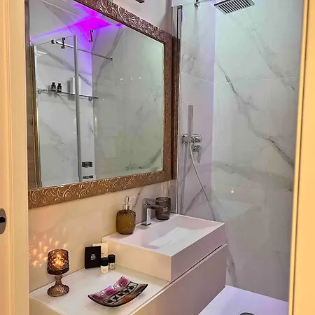 Apartment Mico-5min Sansiro-8min Duomo Mailand