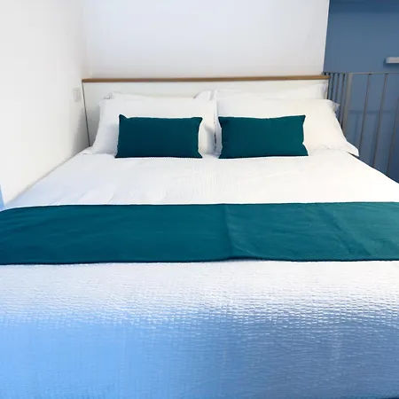 New One Bedroom In Isola Area 公寓