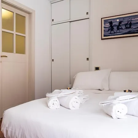Youhosty - Montenapoleone Noble Flat Appartement *