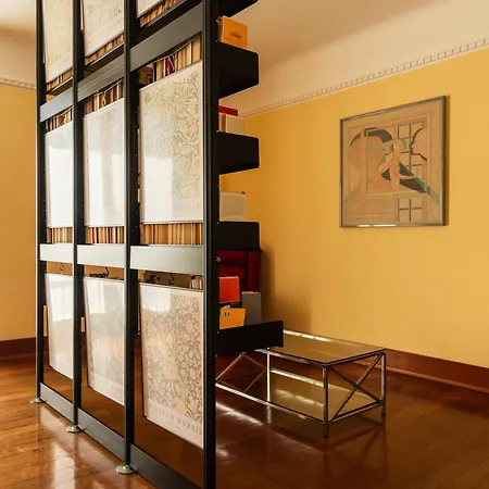 Youhosty - Montenapoleone Noble Flat Appartement Milan