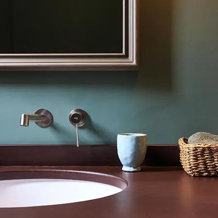 Peaceful, In The Center Of Garibaldi Train Station Brera *