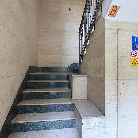 شقة Luxury Terrace In The Center Of Garibaldi Train Station Brera *