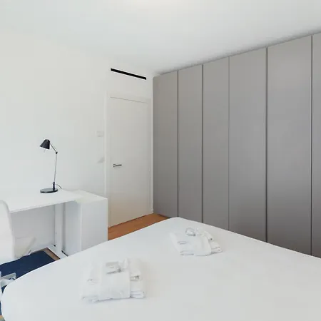 Gohost - Terrace Walking Distance From Station Апартаменты *