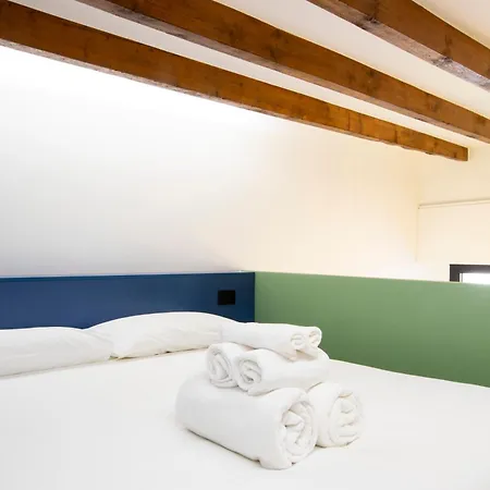 Loft Di Design A Porta Venezia *