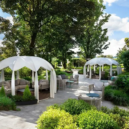 Sheraton San Siro 4*