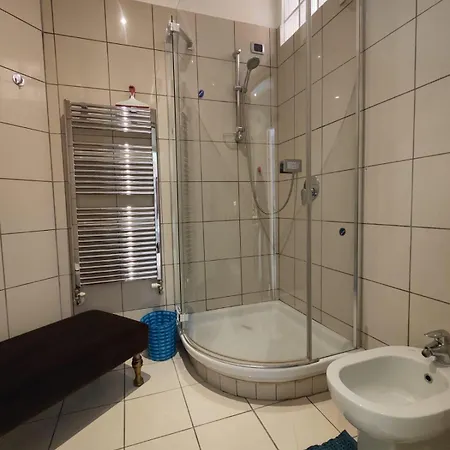Pontida Nest - New Exclusive - Moscova * Mediolan