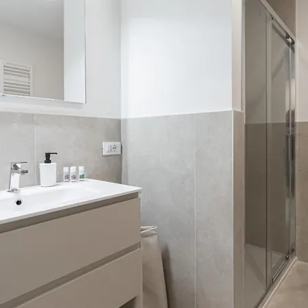 Italianway Comfort - Cialdini 85 Apartment *