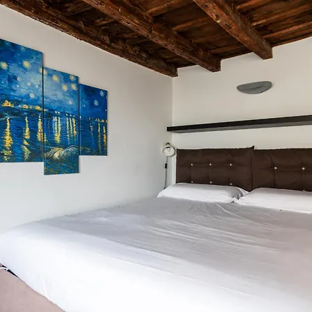 Open Space Ludovico Navigli Милан