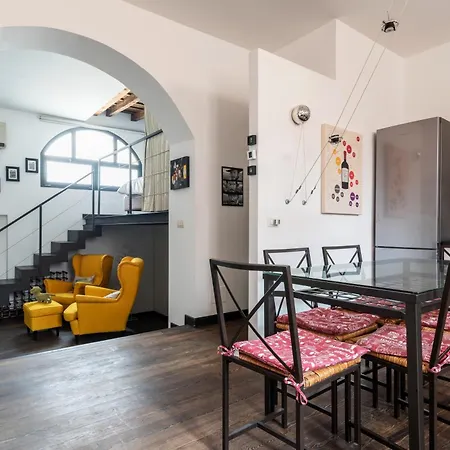 Open Space Ludovico Navigli מילאנו