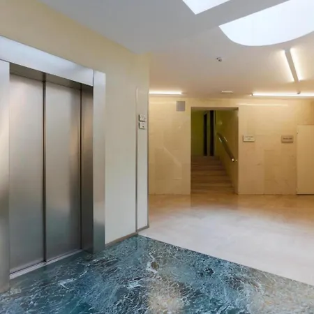 Luxury San Babila