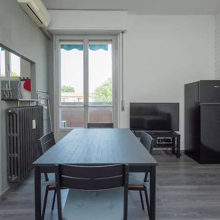 Apartament I-host - Omero 17 Mediolan