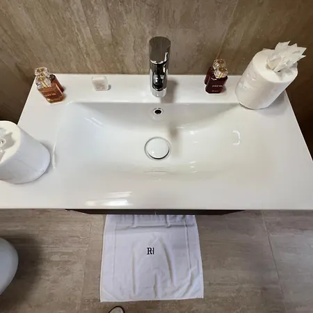 Brera Prestige Near Duomo דירה *