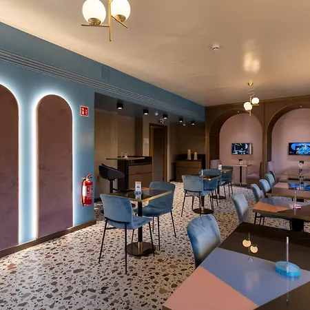 ホテル Axyhotels Innstyle 4*