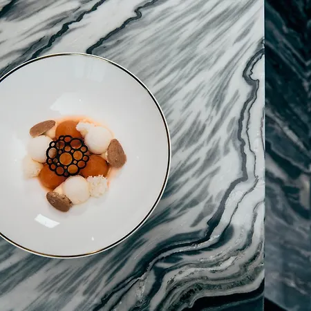 호텔 업타운 팰리스 4*