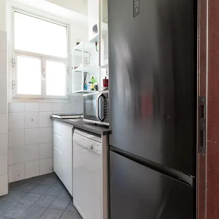 Entire Home/apt In Near Fairs And Navigli *