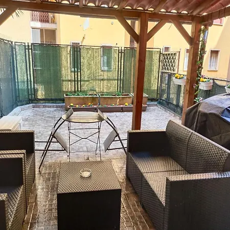Apartment Nye Milan-mico-fiera Life-de Montel Terme-san Siro-ippodromo-allianz Cloud-cozy Flat With Big Terrace Barbecue Milan