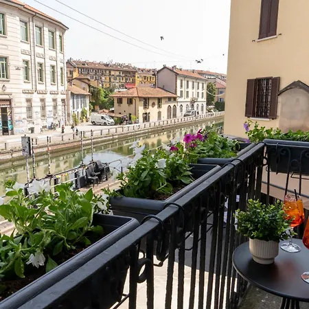 Lp - Navigli View Apartman *