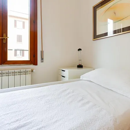 Ingegnoli1 Bright Floor By Hospity *