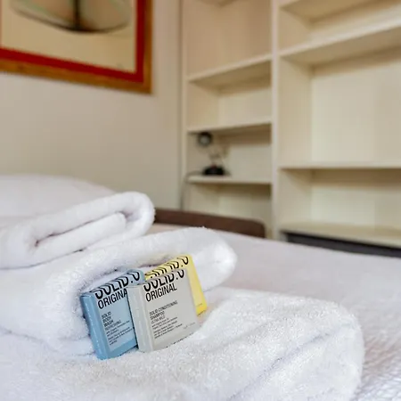 Ingegnoli1 Bright Floor By Hospity 아파트