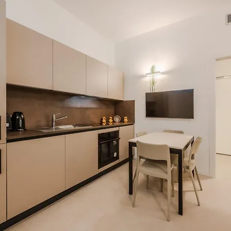 Easytopstay - Comfort Moderno A * Милан