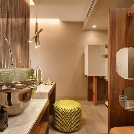 Milan Suite Hotel מלון