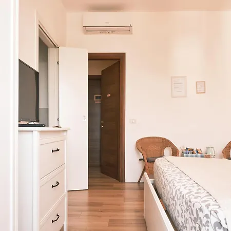 Konukevi 71 Milano